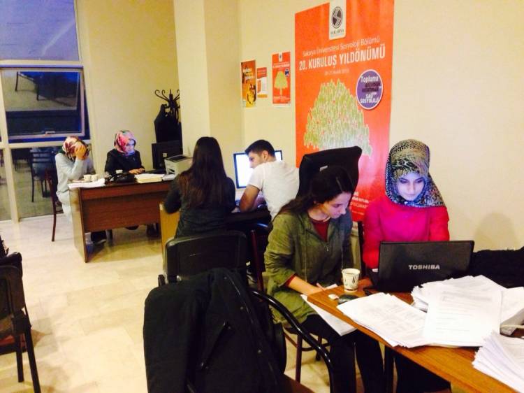 Sosyoloji Bölümümüz kamuoyu araştırmaları yapıyor