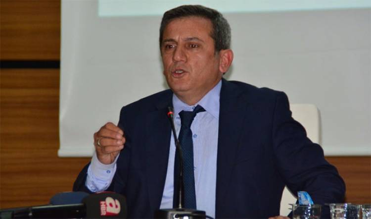 Aydın Aktay’dan Gençlik ve Toplum Konferansı